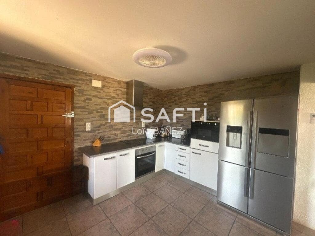 4 soveværelse Villa til salg i Oliva - € 380.000 (Ref: 9195558)