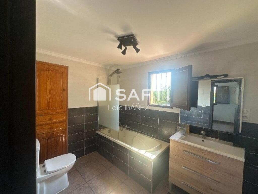 4 soveværelse Villa til salg i Oliva - € 380.000 (Ref: 9195558)