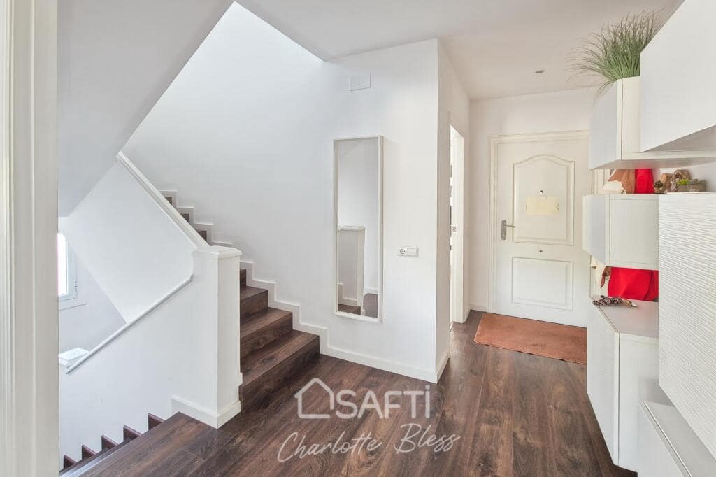 10 soveværelse Villa til salg i Olivella med swimmingpool - € 820.000 (Ref: 9197752)