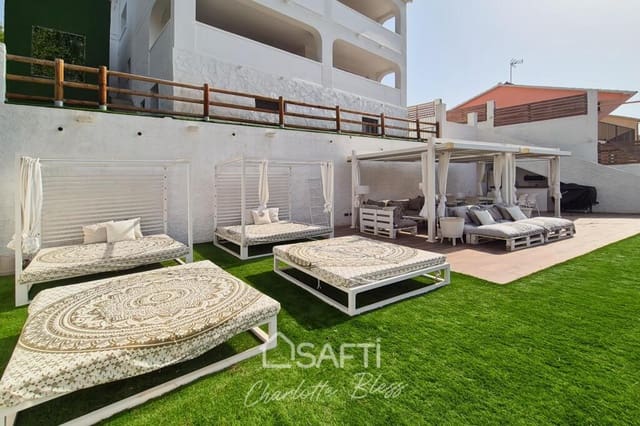 10 bedroom Villa for sale in Olivella with pool - € 820,000 (Ref: 9197752)