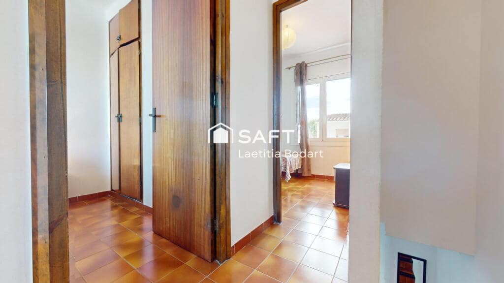 2 sovrum Radhus till salu i Empuriabrava - 185 000 € (Ref: 9200502)