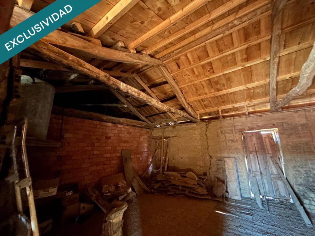 5 soveværelse Finca/Landehus til salg i Valderrey med garage - € 49.500 (Ref: 9200504)