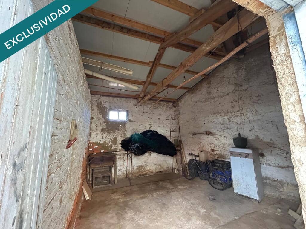 5 soveværelse Finca/Landehus til salg i Valderrey med garage - € 49.500 (Ref: 9200504)