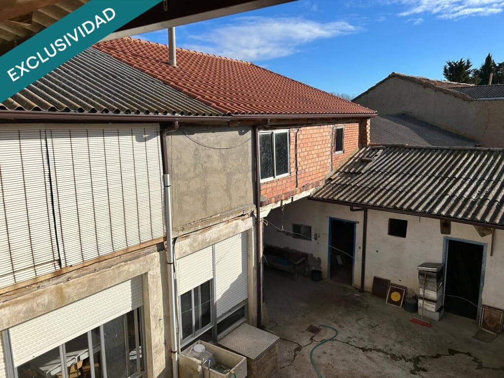 5 soveværelse Finca/Landehus til salg i Valderrey med garage - € 49.500 (Ref: 9200504)