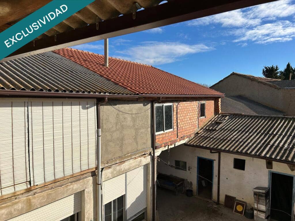 5 soveværelse Finca/Landehus til salg i Valderrey med garage - € 49.500 (Ref: 9200504)