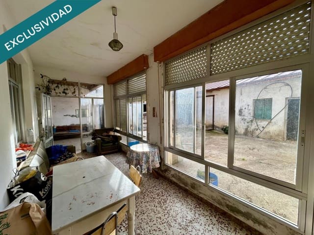 5 soveværelse Finca/Landehus til salg i Valderrey med garage - € 49.500 (Ref: 9200504)