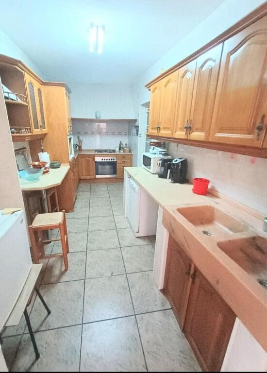 15 soveværelse Villa til salg i Badajoz by med garage - € 765.000 (Ref: 9200506)