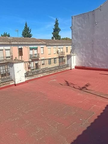 15 sovrum Villa till salu i Casco Antiguo, Badajoz stad med garage - 765 000 € (Ref: 9200506)