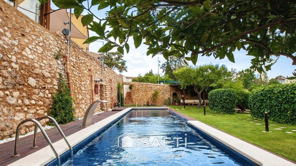 14 soveværelse Villa til salg i Sant Pere de Ribes med swimmingpool - € 2.700.000 (Ref: 9200508)