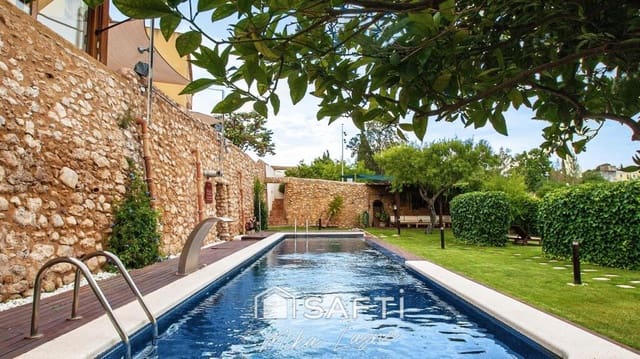 14 soveværelse Villa til salg i Sant Pere de Ribes med swimmingpool - € 2.700.000 (Ref: 9200508)