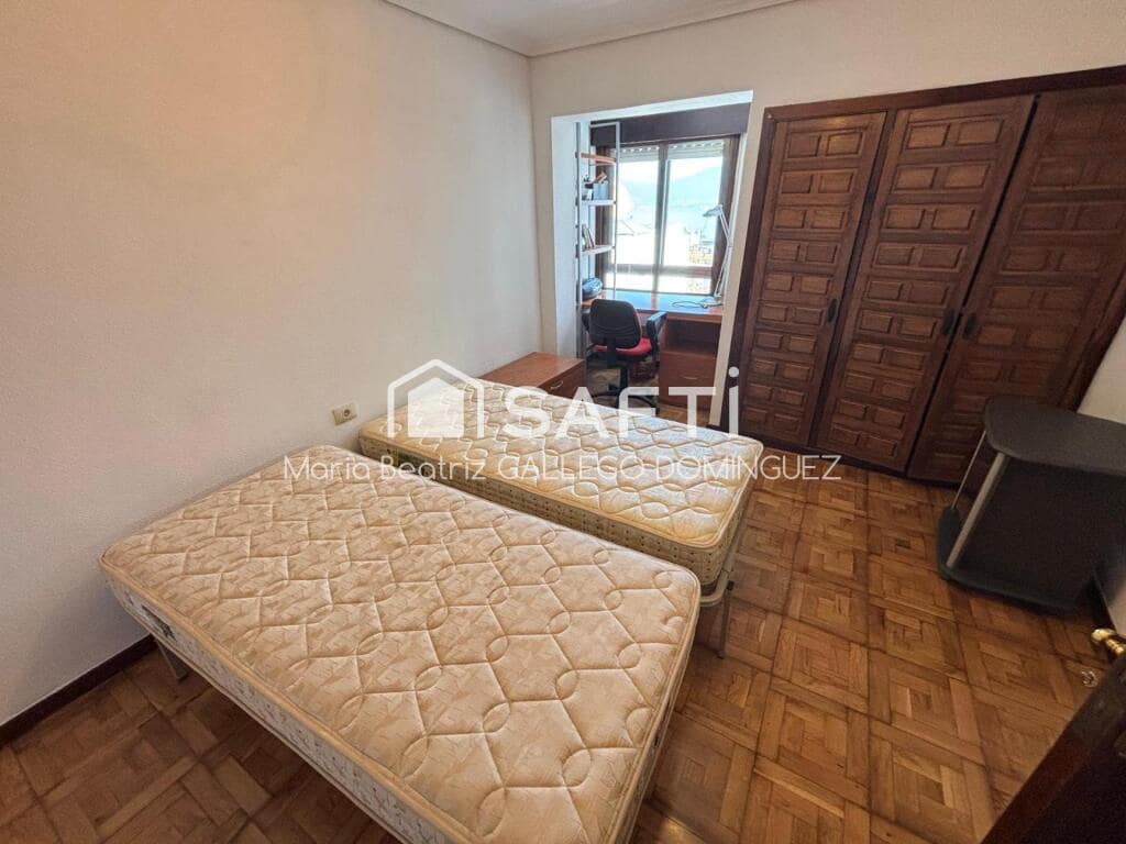 6 soveværelse Lejlighed til salg i Vigo - € 795.000 (Ref: 9202454)