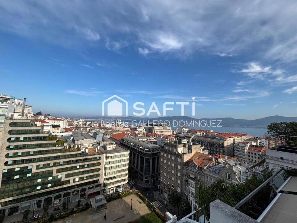 6 soveværelse Lejlighed til salg i Vigo - € 795.000 (Ref: 9202454)