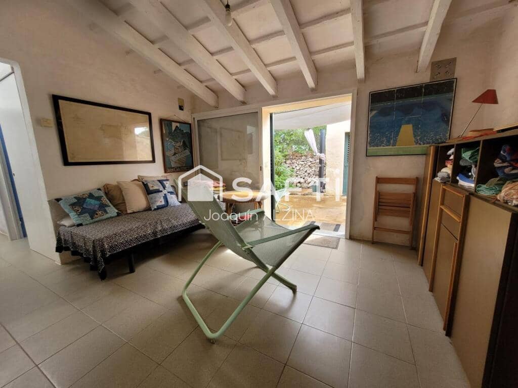 4 slaapkamer Finca/Landhuis te koop in Es Castell met garage - € 1.200.000 (Ref: 9202455)