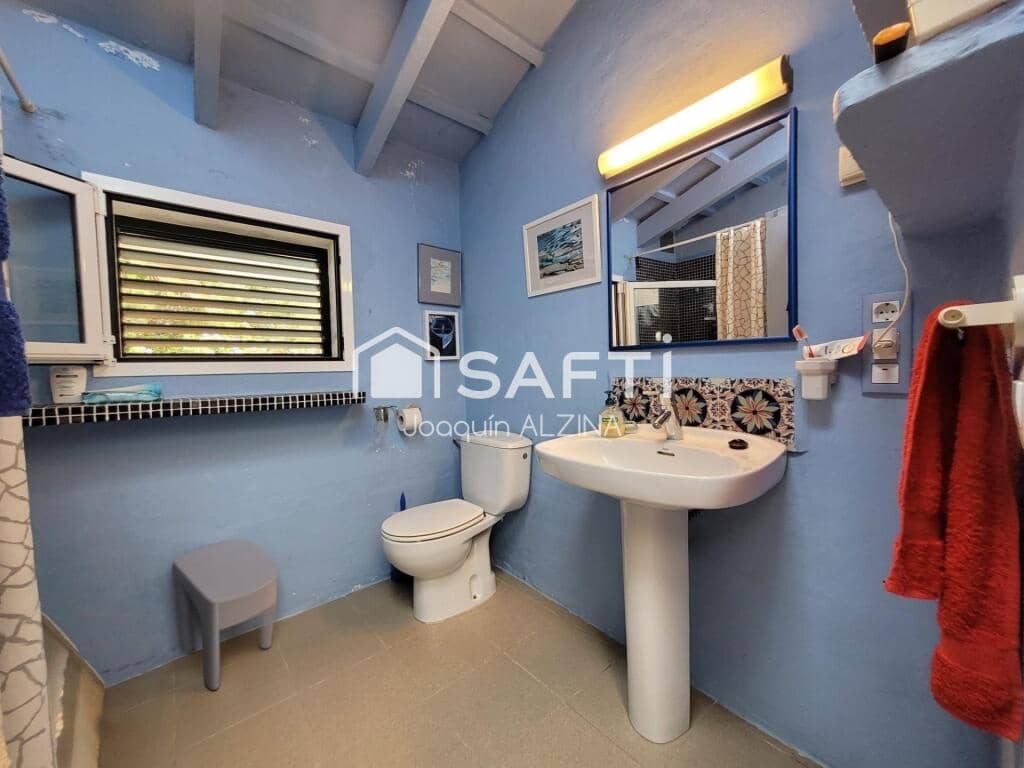 4 slaapkamer Finca/Landhuis te koop in Es Castell met garage - € 1.200.000 (Ref: 9202455)