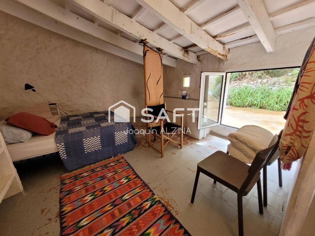 4 slaapkamer Finca/Landhuis te koop in Es Castell met garage - € 1.200.000 (Ref: 9202455)