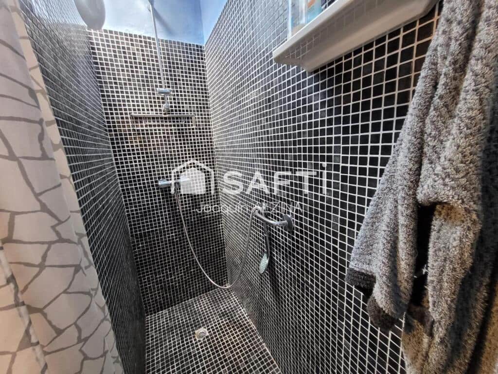 4 slaapkamer Finca/Landhuis te koop in Es Castell met garage - € 1.200.000 (Ref: 9202455)