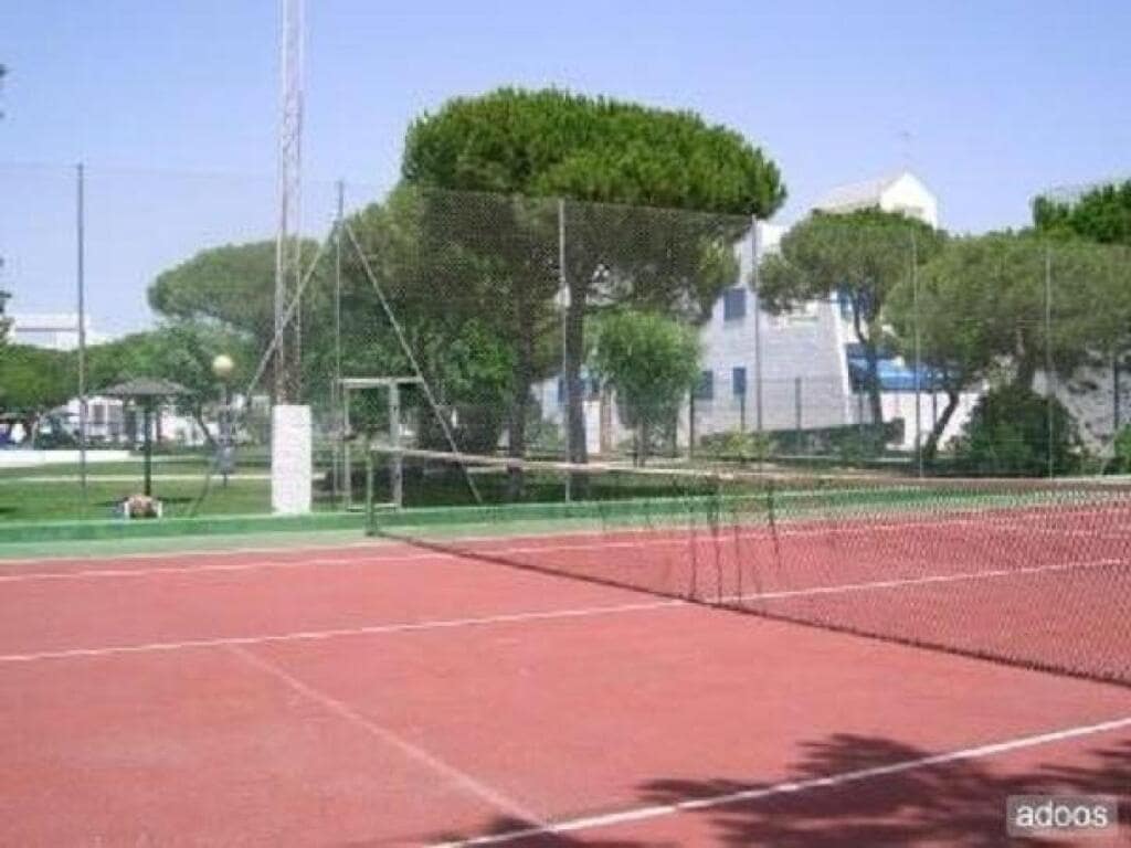 2 soveværelse Lejlighed til salg i La Barrosa med swimmingpool garage - € 285.000 (Ref: 9202463)