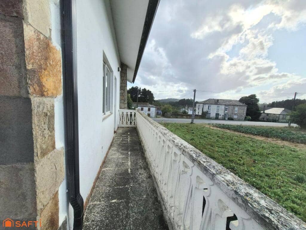 3 sovrum Villa till salu i Begonte med garage - 260 000 € (Ref: 9208336)