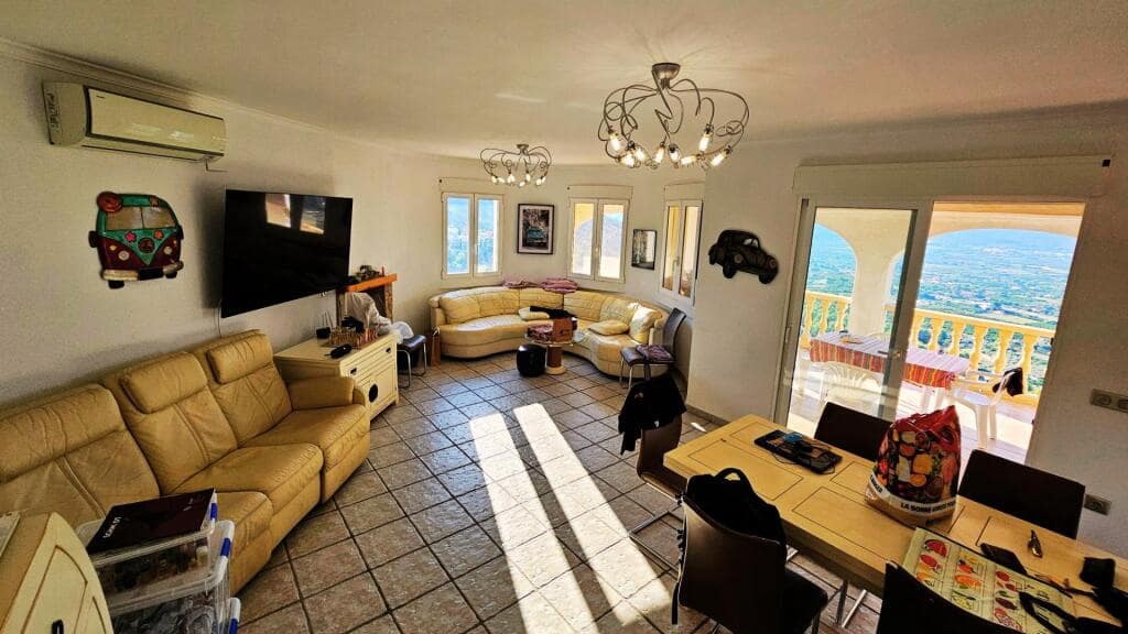 4 sypialnia Willa na sprzedaż w Pedreguer z basenem - 1 300 000 € (Ref: 9208337)