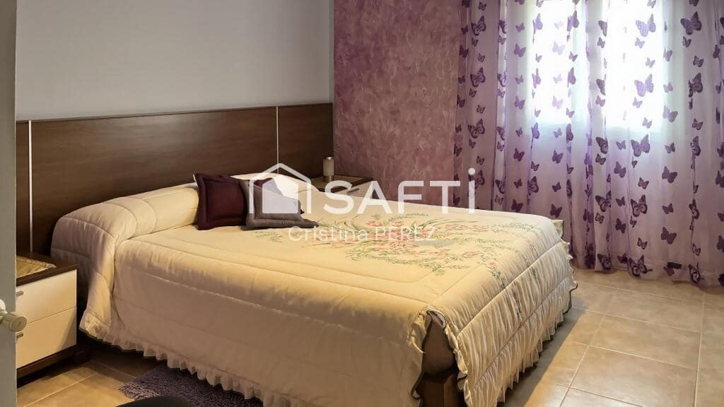 4 slaapkamer Villa te koop in Vidreres met garage - € 295.000 (Ref: 9215069)