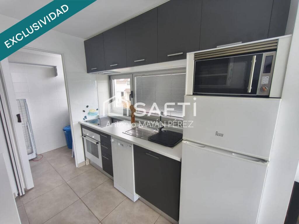 2 soveværelse Lejlighed til salg i Ribeira - € 143.000 (Ref: 9215075)