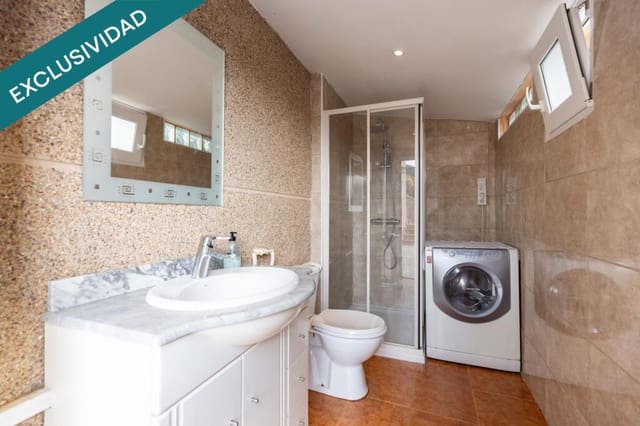 4 slaapkamer Villa te koop in Fogars de la Selva met zwembad garage - € 289.500 (Ref: 9217413)