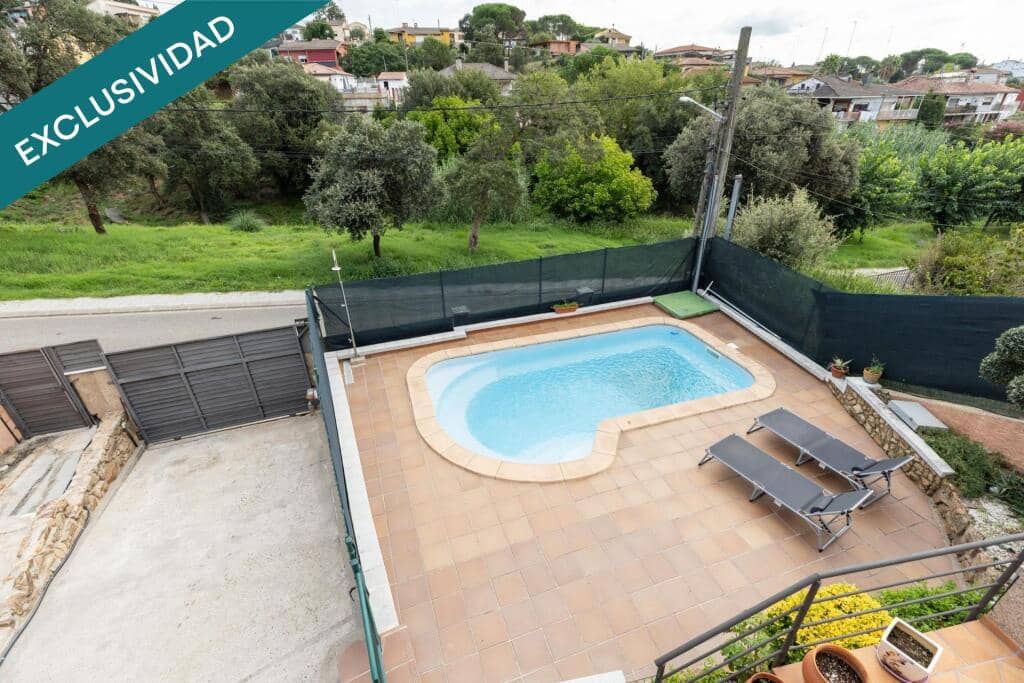 4 slaapkamer Villa te koop in Fogars de la Selva met zwembad garage - € 289.500 (Ref: 9217413)