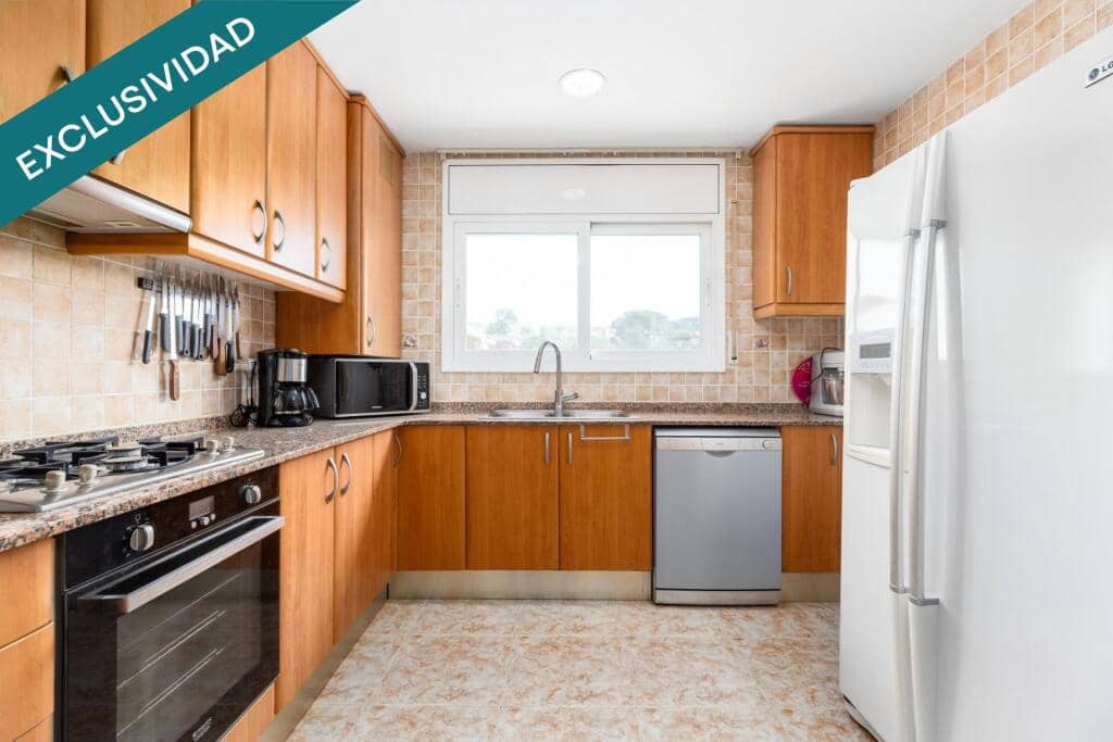 4 slaapkamer Villa te koop in Fogars de la Selva met zwembad garage - € 289.500 (Ref: 9217413)