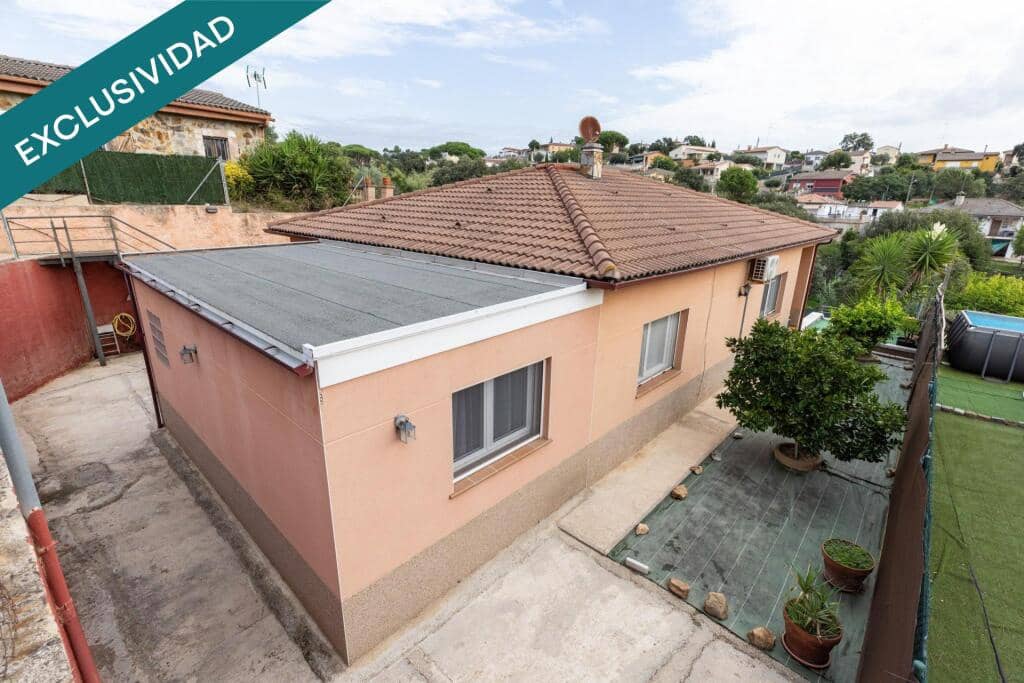 4 slaapkamer Villa te koop in Fogars de la Selva met zwembad garage - € 289.500 (Ref: 9217413)