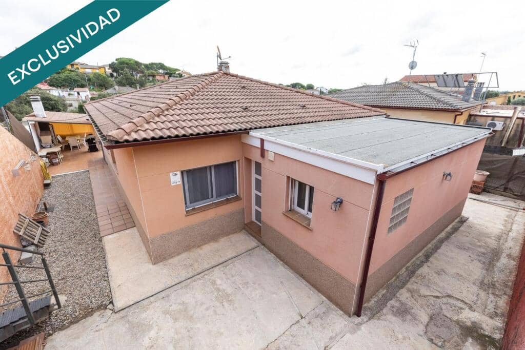 4 slaapkamer Villa te koop in Fogars de la Selva met zwembad garage - € 289.500 (Ref: 9217413)