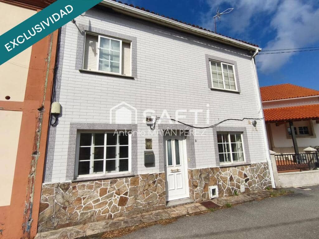 3 soveværelse Rækkehus til salg i A Pobra do Caraminal - € 119.500 (Ref: 9217419)