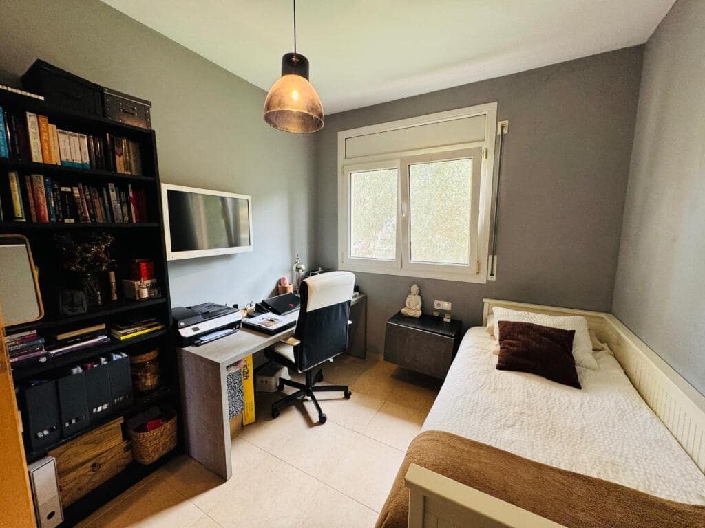 5 soveværelse Villa til salg i Caldes de Malavella med swimmingpool garage - € 330.000 (Ref: 9217421)