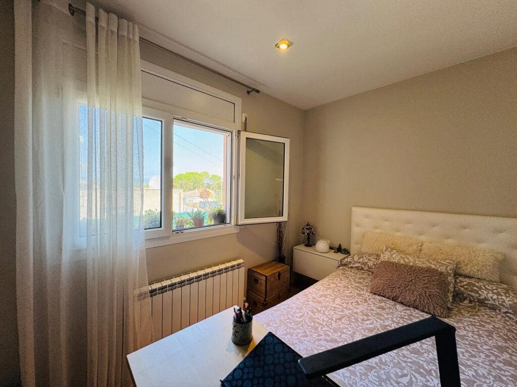 5 soveværelse Villa til salg i Caldes de Malavella med swimmingpool garage - € 330.000 (Ref: 9217421)