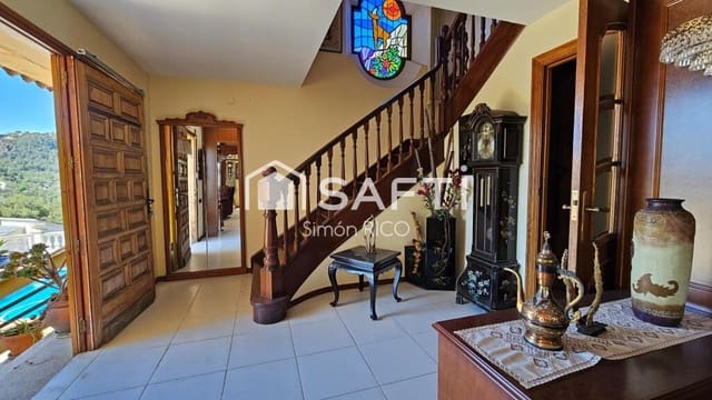 4 slaapkamer Villa te koop in Cervelló - € 535.000 (Ref: 9219976)