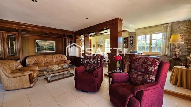 4 slaapkamer Villa te koop in Cervelló - € 535.000 (Ref: 9219976)