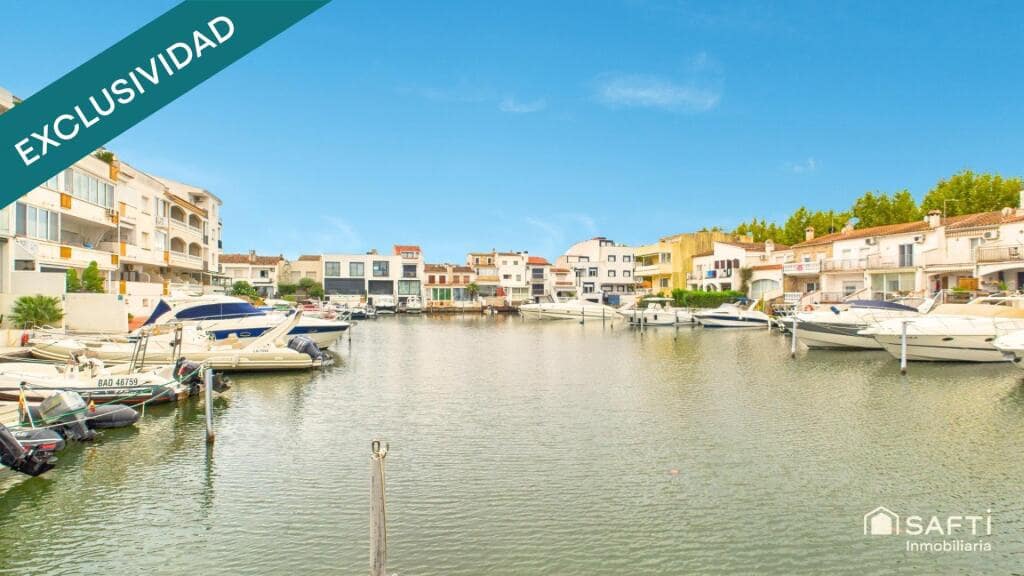 2 soveværelse Penthouse til salg i Empuriabrava - € 269.000 (Ref: 9219979)
