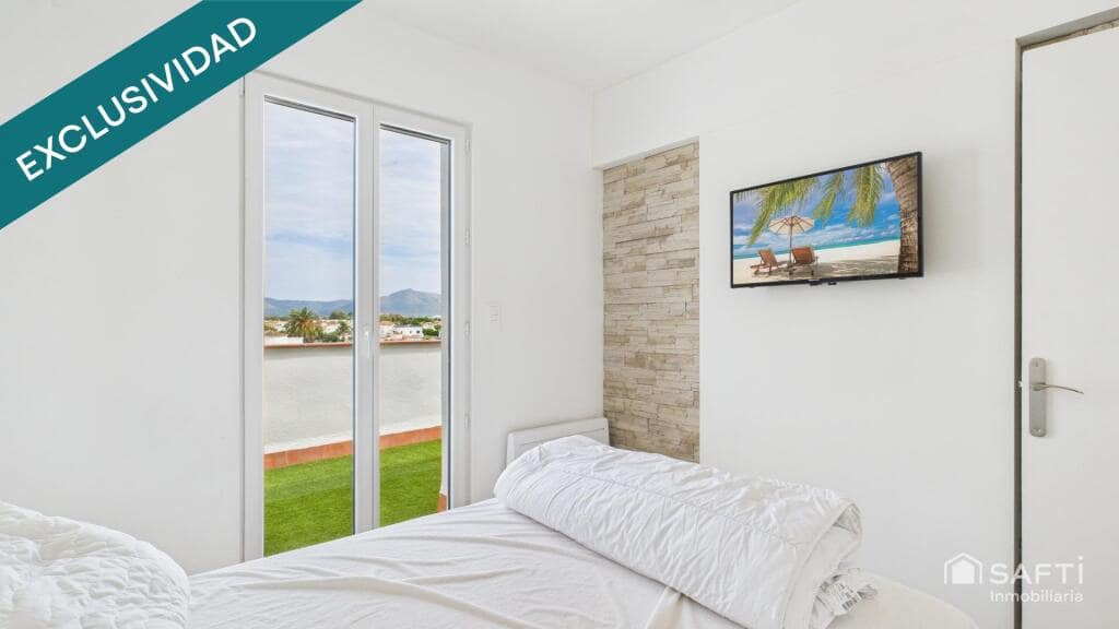 2 soveværelse Penthouse til salg i Empuriabrava - € 269.000 (Ref: 9219979)