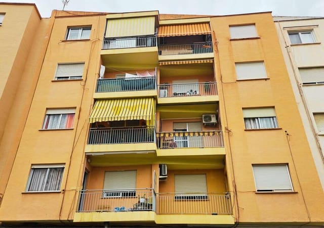 4 chambre Appartement à vendre à Gandia - 170 000 € (Ref: 9219982)