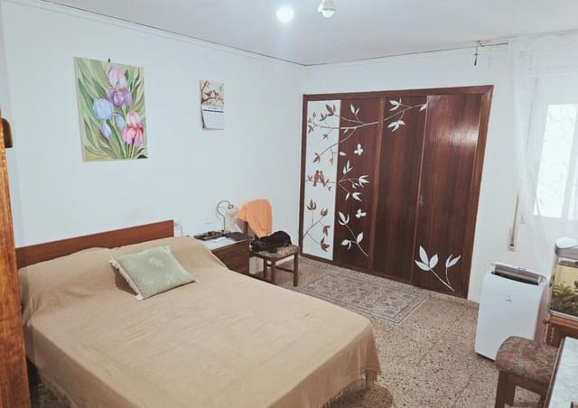 4 chambre Appartement à vendre à Gandia - 170 000 € (Ref: 9219982)