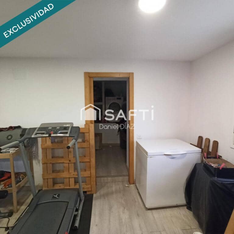 3 quarto Moradia em Banda para venda em Mas Altaba com piscina garagem - 180 000 € (Ref: 9226509)