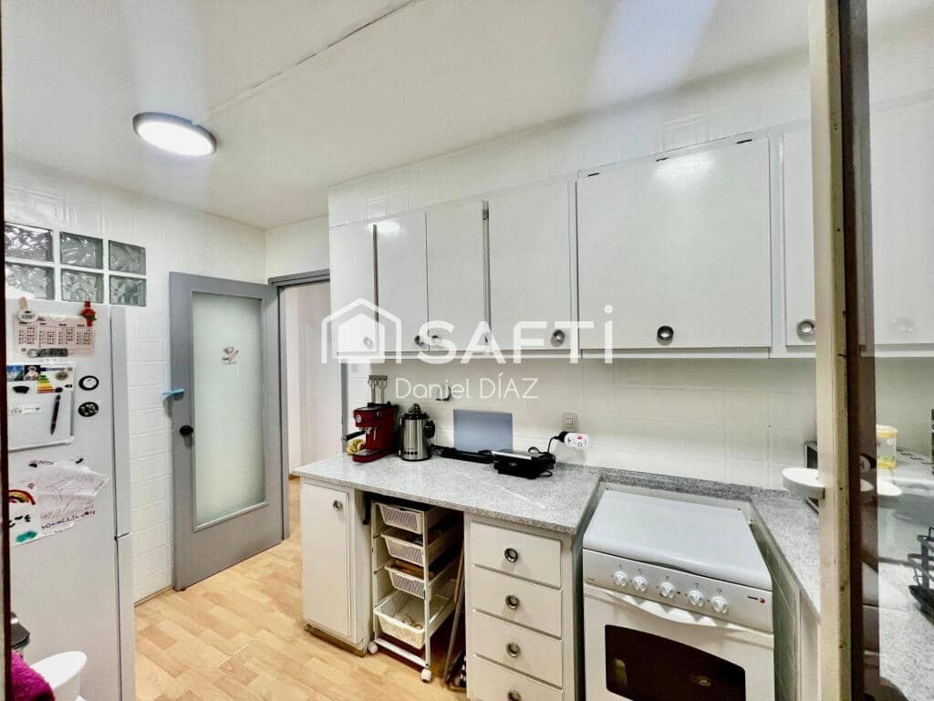 3 soveværelse Lejlighed til salg i Santa Coloma de Farners - € 175.000 (Ref: 9226510)