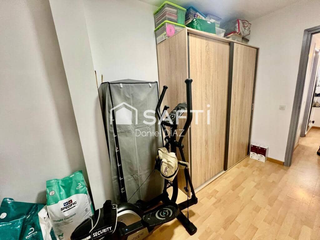 3 soveværelse Lejlighed til salg i Santa Coloma de Farners - € 175.000 (Ref: 9226510)