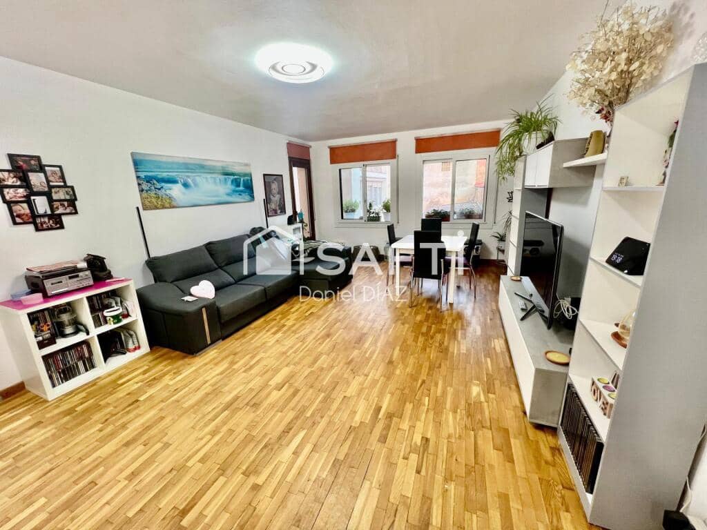 3 soveværelse Lejlighed til salg i Santa Coloma de Farners - € 175.000 (Ref: 9226510)