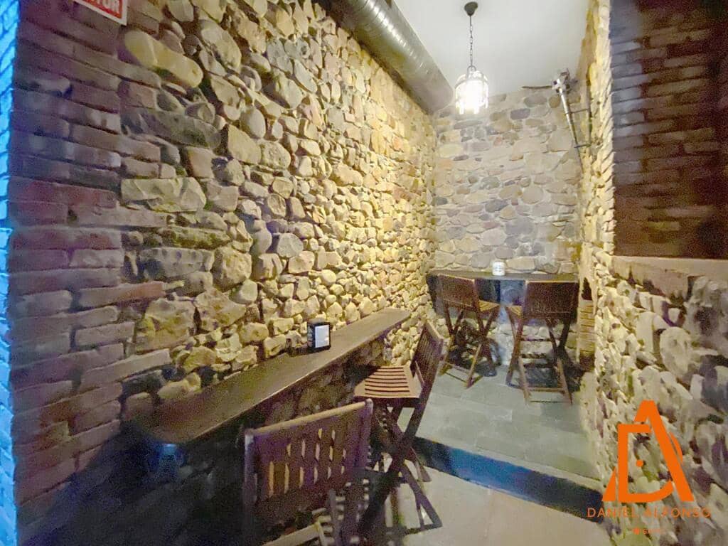 Komercyjne do wynajęcia w Grado - 750 € (Ref: 9228556)