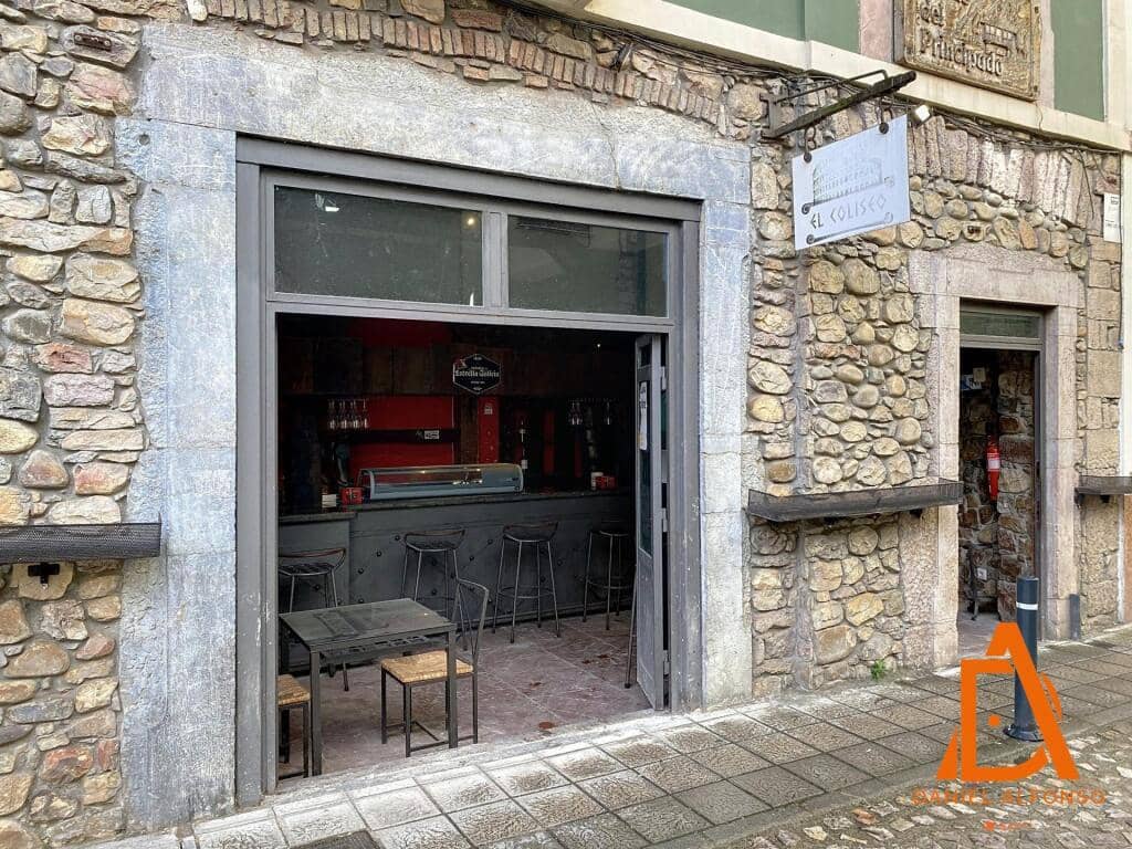 Komercyjne do wynajęcia w Grado - 750 € (Ref: 9228556)