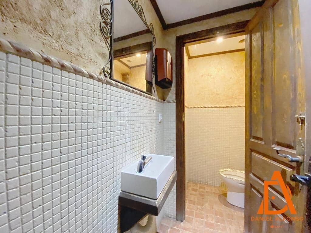 Komercyjne do wynajęcia w Grado - 750 € (Ref: 9228556)