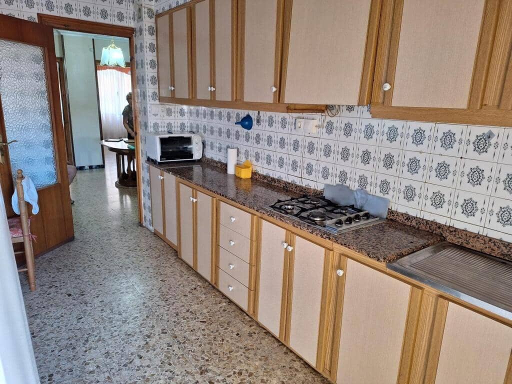 4 soveværelse Lejlighed til salg i Yecla med garage - € 105.000 (Ref: 9232586)