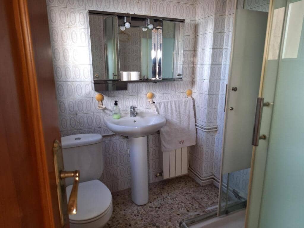 4 soveværelse Lejlighed til salg i Yecla med garage - € 105.000 (Ref: 9232586)