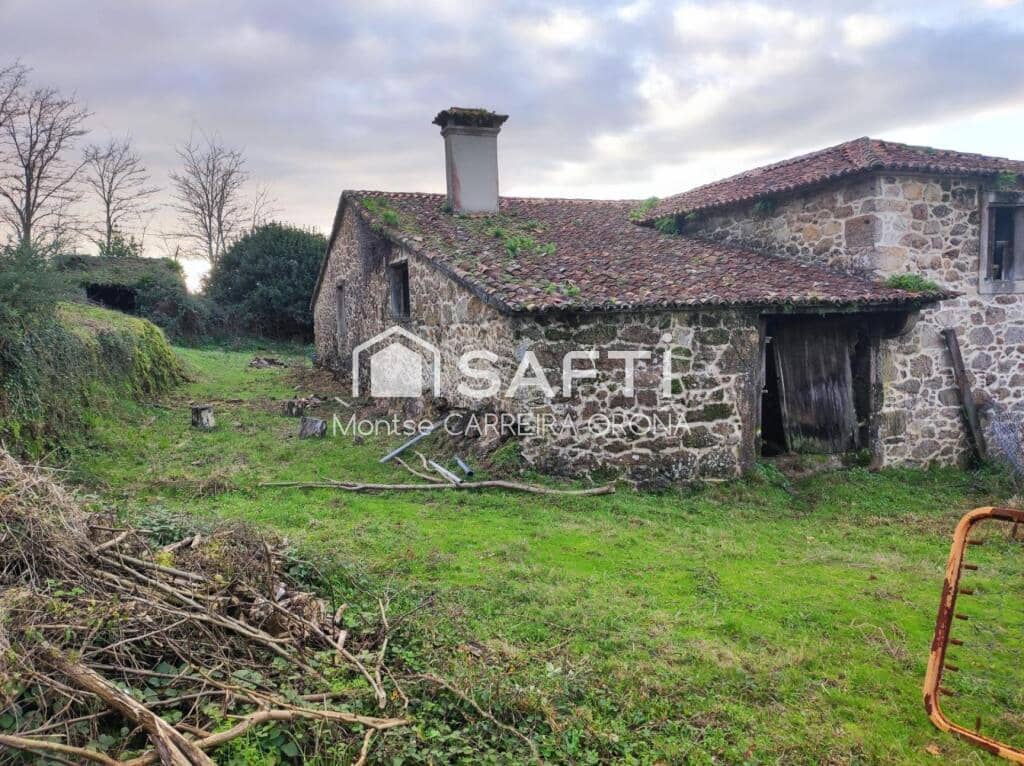 Terre non Aménagée à vendre à A Estrada - 75 000 € (Ref: 9232593)