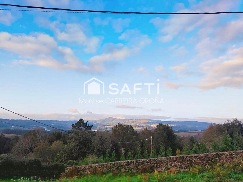 Terre non Aménagée à vendre à A Estrada - 75 000 € (Ref: 9232593)